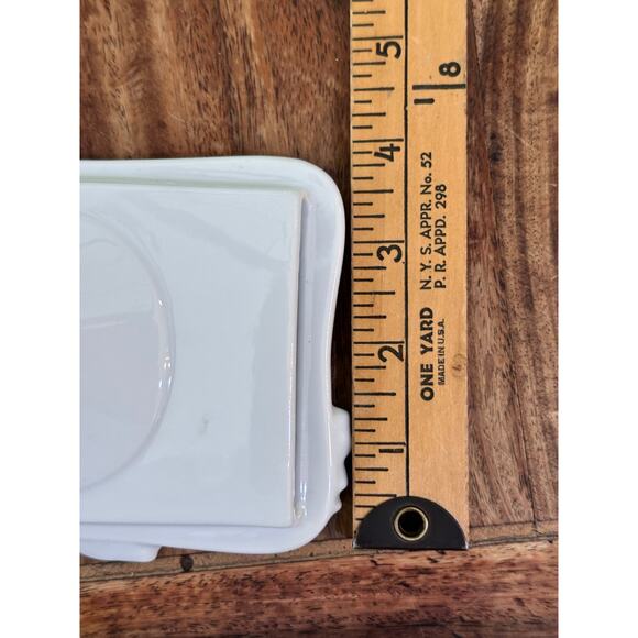 Vintage White Retro Porcelain 3D Hand Painted Water Tulip Pastel Photo Frame - Picture 3 of 5